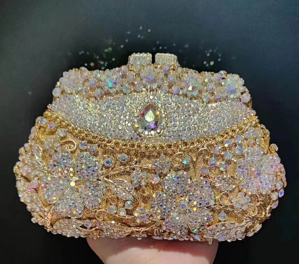 Women Bags Gold - Gold Metal Flower Diamond Evening Bag