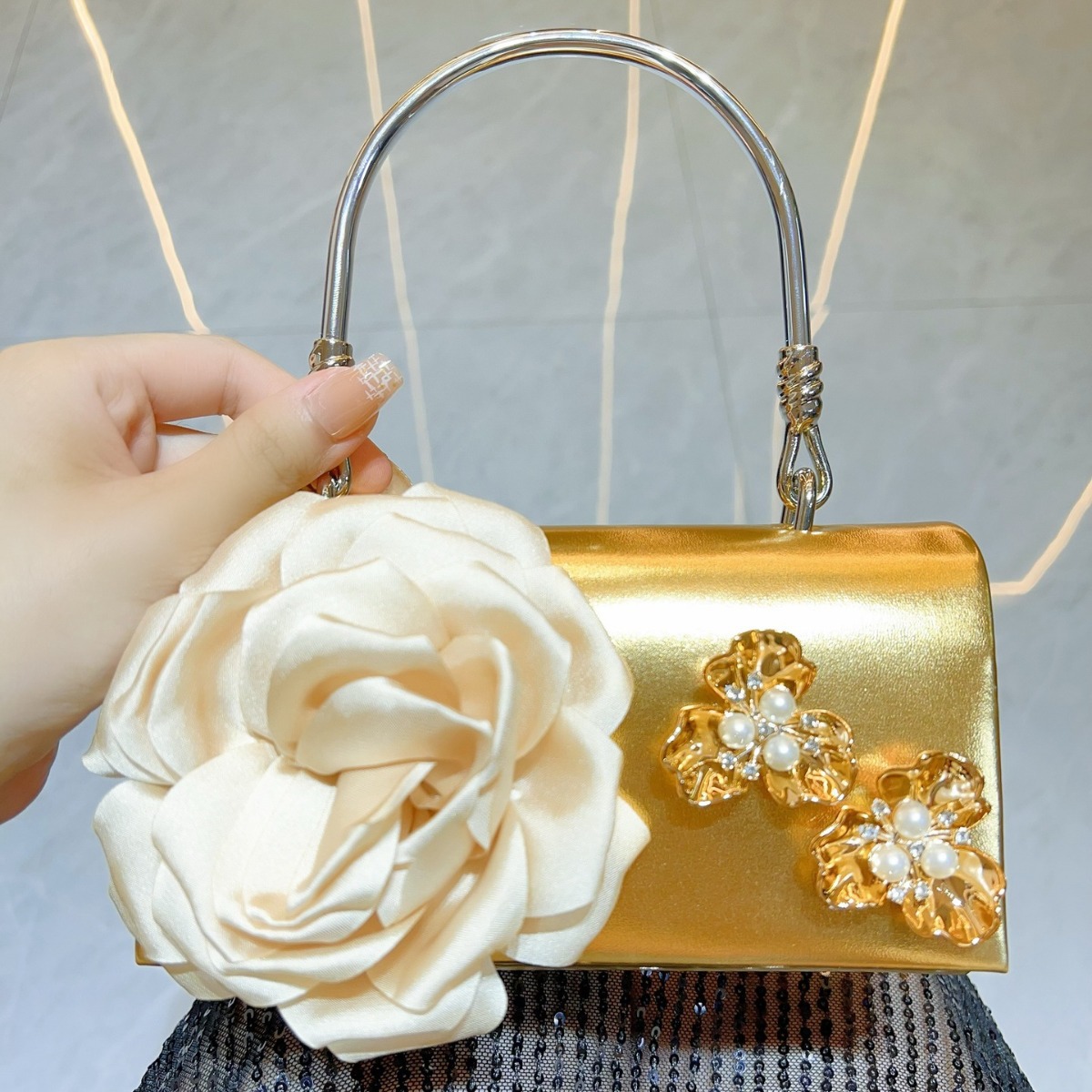 Luxury Gold 3D Flower Clutch B - Women Bags Gold ulasan dan harga