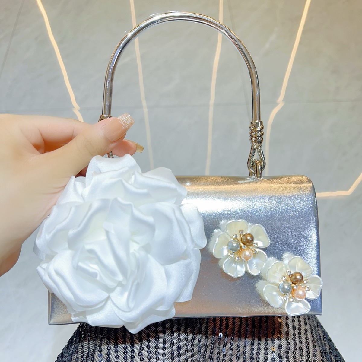 Luxury Gold 3D Flower Clutch B - Women Bags Gold ulasan dan harga